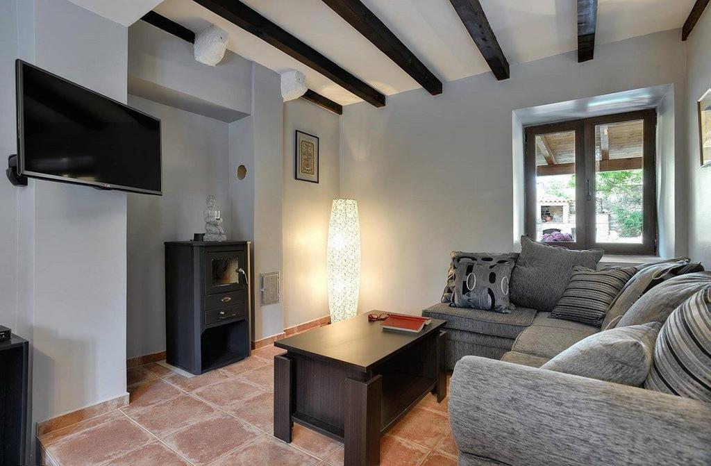 Villa Br Ližnjan エクステリア 写真